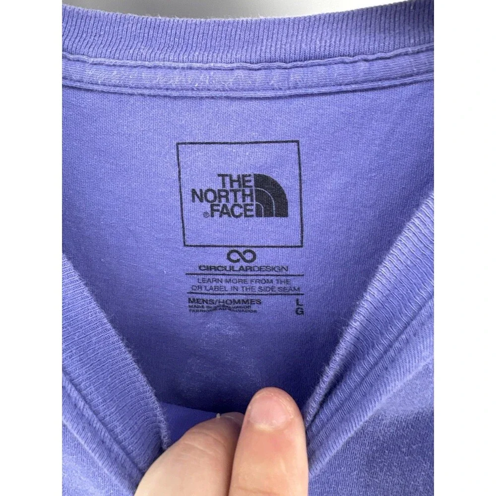 The North Face Men’s Purple Mountain Logo Graphic T-Shirt Size Large